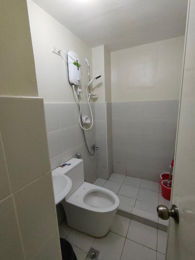 Kassel Residence Mhavic Family Room Good For 5Guest マニラ市 エクステリア 写真